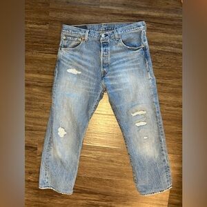 Levi’s Men’s 501 93 Straight Leg Distressed Jeans. Size 32 x 32